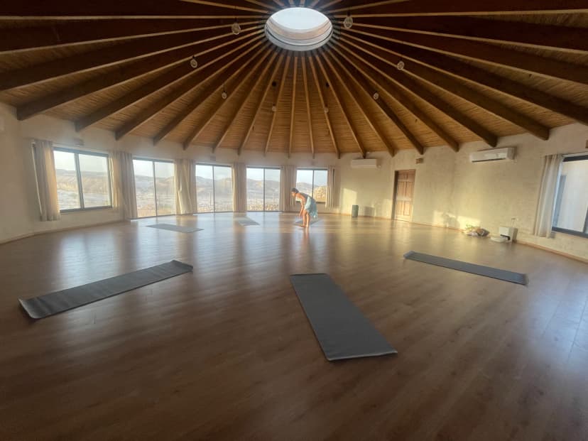 מפגש נשימה מעגלית - 5 תמונה מגלריית מפגשי הנשימה המעגלית מספר 5